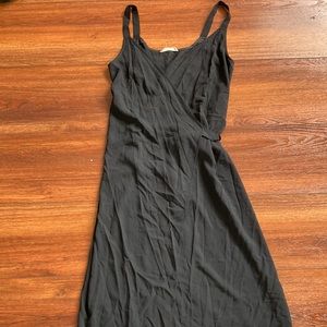 Everlane Japanese goweave tank wrap dress - black